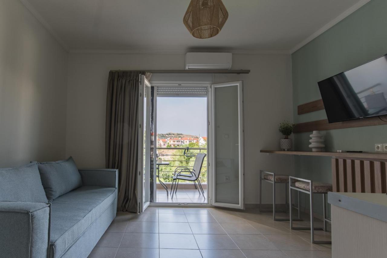 Vertigo Seaside Apartments Nikiti  Exterior foto
